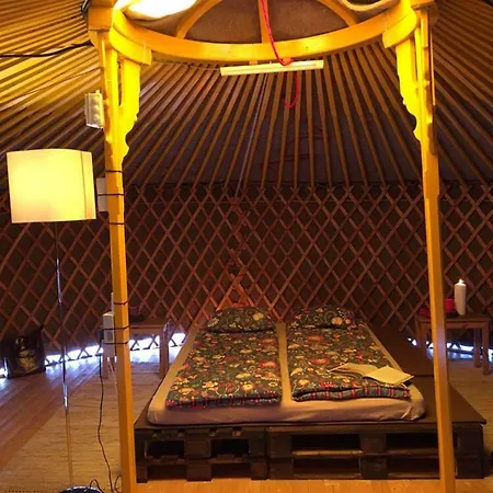 Luxussátor Yurt Village *